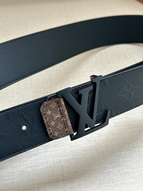 激安ルイヴィトンベルト背面デザイン